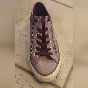 Purple Converse Size 7 Like New